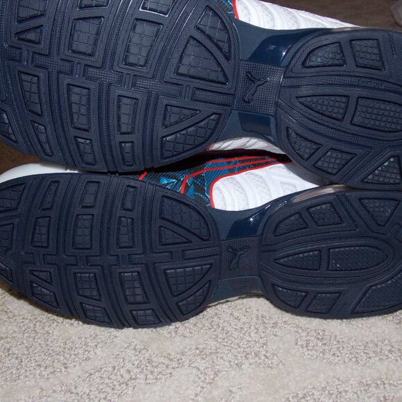 Puma Voltaic Evo Retrofuture Core Running Shoes Sz 8 - Picture 8 of 11